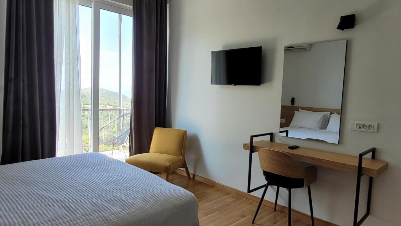 Theoxenia Hotel Andritsaina Dış mekan fotoğraf