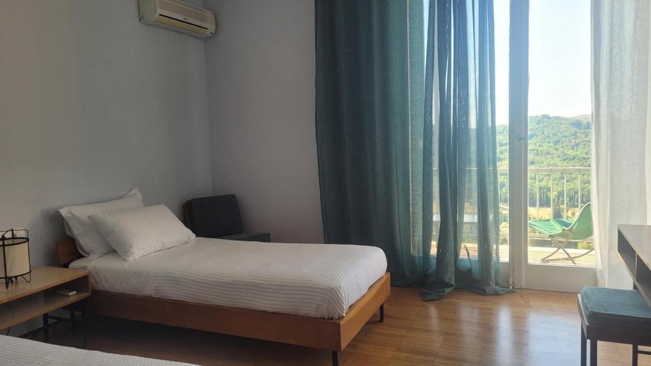 Theoxenia Hotel Andritsaina Dış mekan fotoğraf
